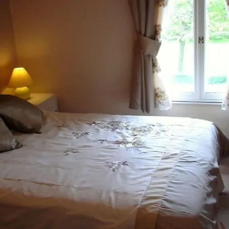 Greenside Guesthouse-2